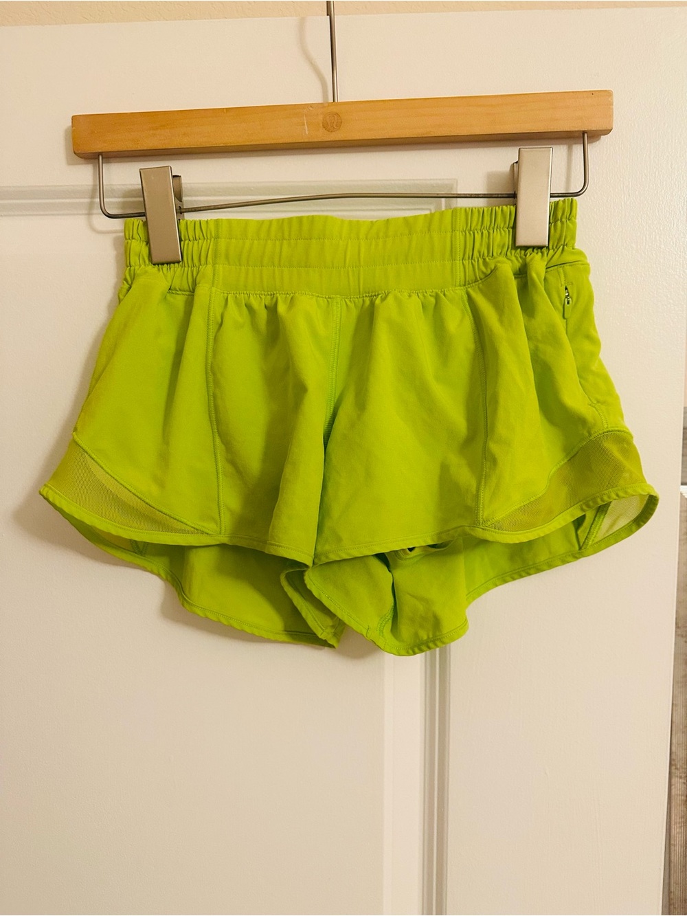 Lululemon Lime Green Women's hotty hots